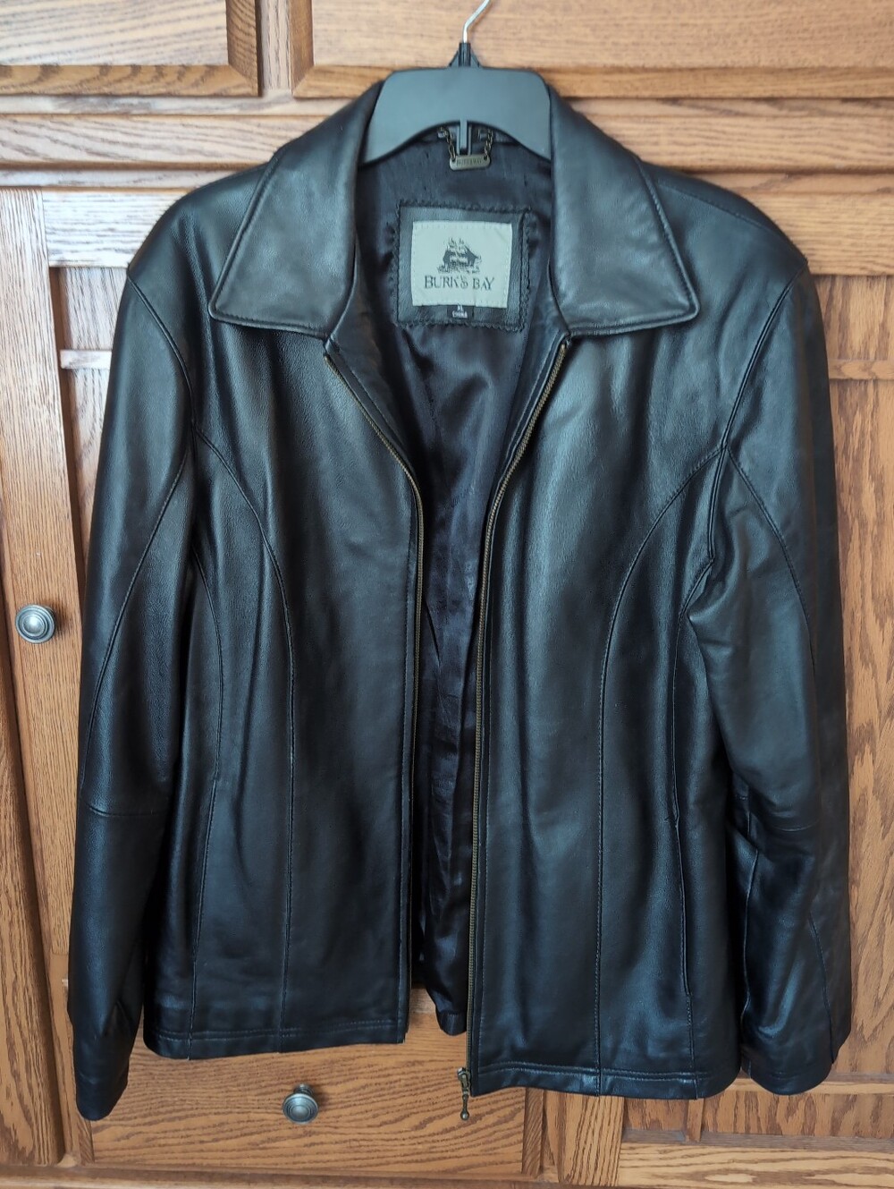 Men's Burk's Bay Black Full Zip Long Sleeve Leather Jacket